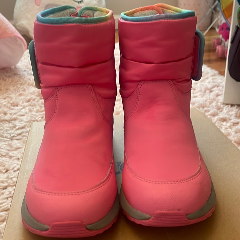 GIRLS PINK / RAINBOW UGG BOOTS - worn 1 time!!!